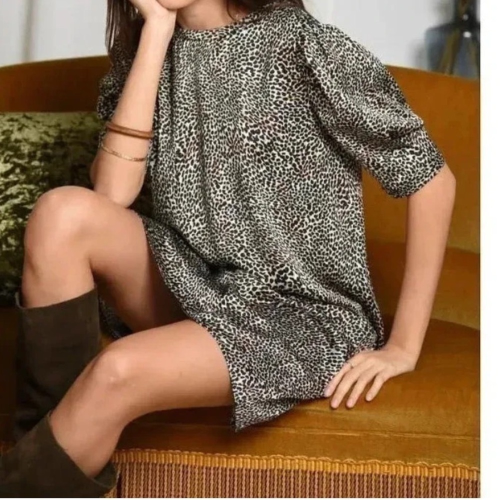 Molly Bracken chic Animal Print Mini shift Dress puff sleeves Sz S NWOT